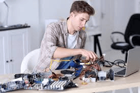 Service informatique efficace pour particuliers et professionnels à Lille
